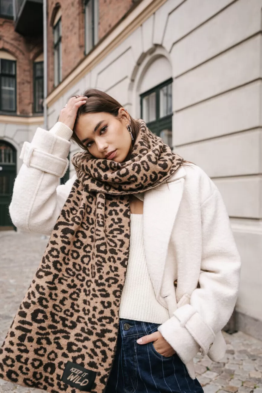 Femme Freeman T. Porter Elina Roar