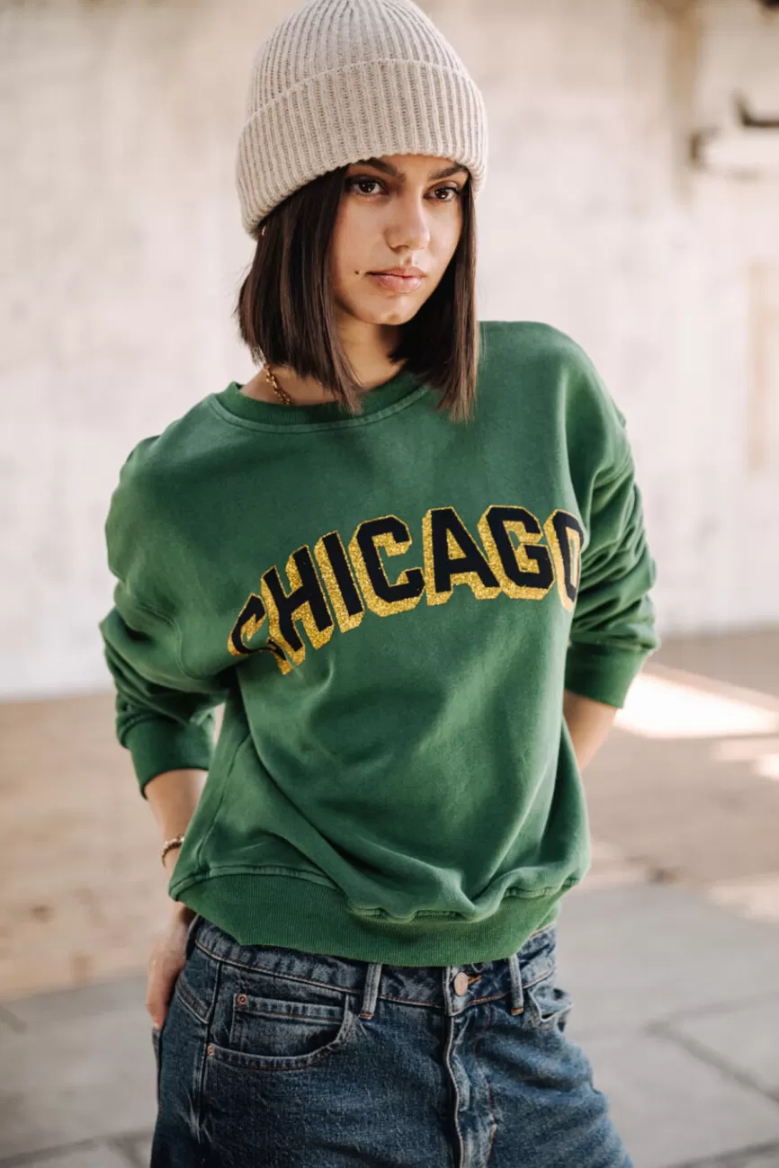 Femme Freeman T. Porter Solene Chicago Outline